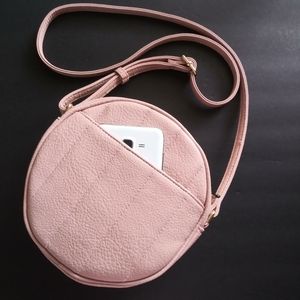 NWOT ISABELLE VEGAN CROSSBODY BAG PURSE